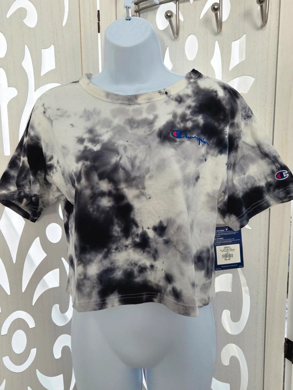 Champion Big Sky Dye Cropped Tee XS Blue Tie Dye Embroidered Logo New